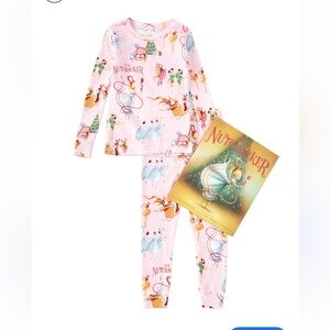 Books To Bed NWT
Little/Big  Christmas Nutcracker Pajamas & Book Set